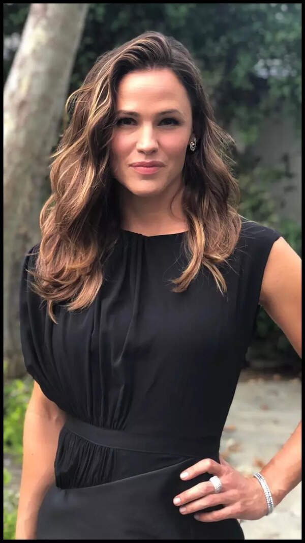 Jennifer Garner Stills