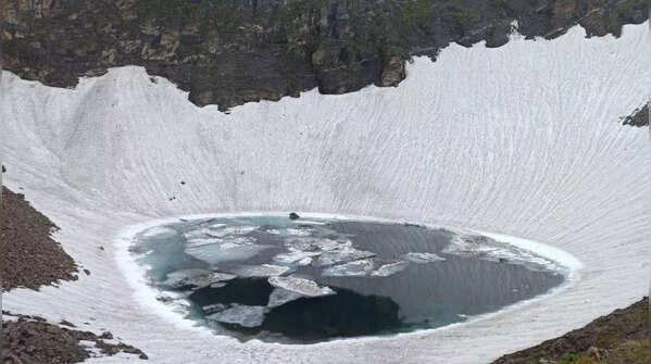 A shocking discovery in the Snow