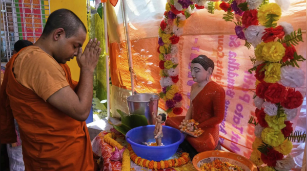 Buddha purnima observed with prayers in Kolkata
