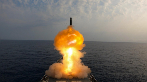 Fleet air defence: Shield of the seas