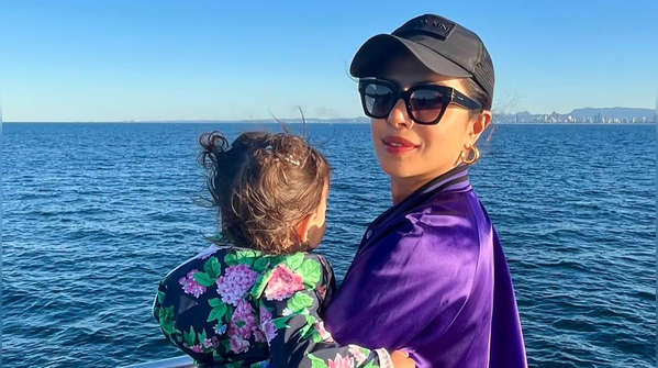 On-Set With Mom