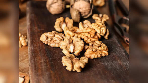 Do walnuts go bad?