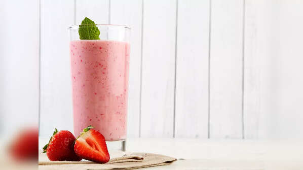 Greek Yogurt Berry Shake