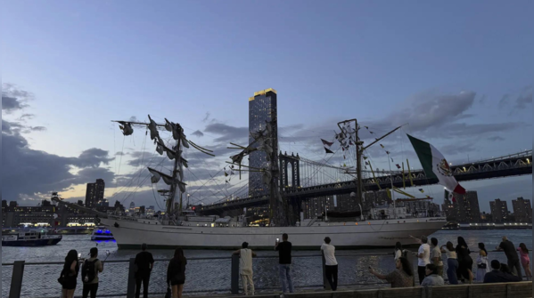 Mexican navy ship stranded after colliding with Brooklyn bridge