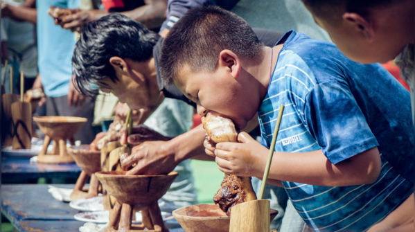 Feast mode: Pork eating challenge at Shirui Lily festival