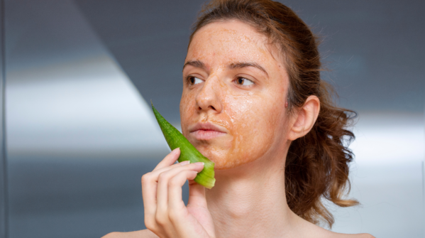 How to use Aloe vera on skin