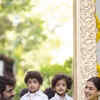 Article image for: Festive <i class="tbold">family gathering</i>