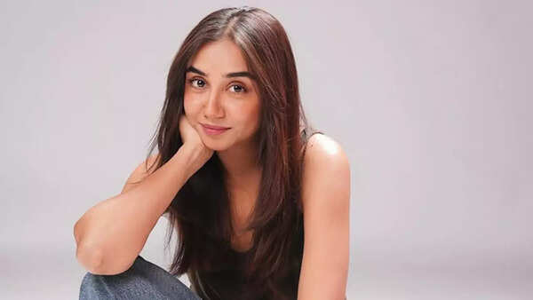 Prajakta Koli Images