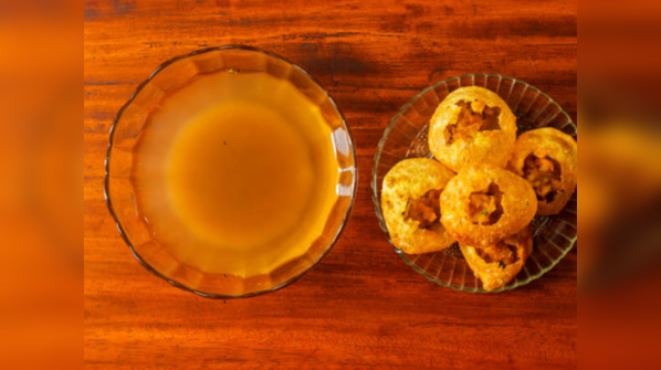 Pani puri + chilled spiced water