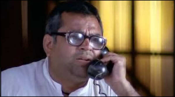 Paresh Rawal returns signing fees to producers