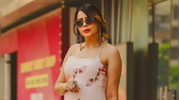 Rozlyn Khan