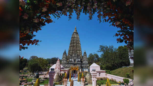 Mahabodhi Temple Complex (Bodh Gaya, Bihar)