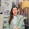 Losing her unborn baby in the first trimester