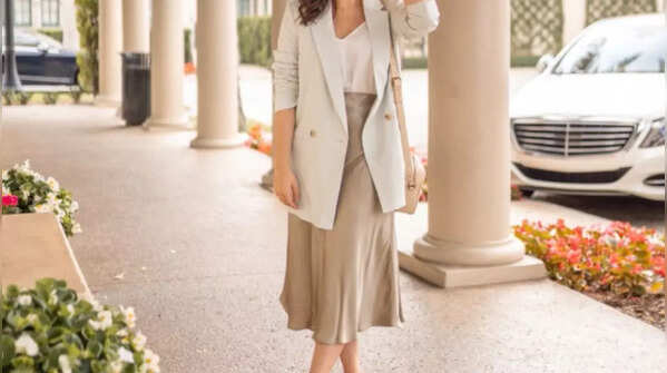Tank tops with a longline blazer or lightweight kimono