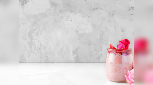Chilled rose-chia pudding