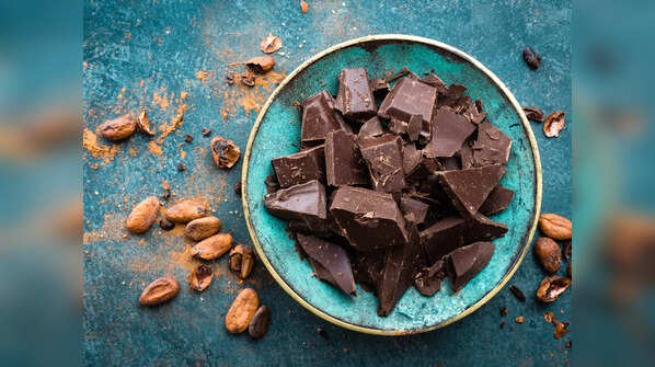Dark chocolate plus berries
