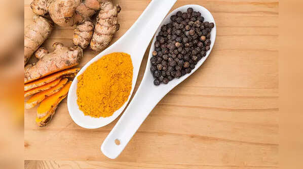 Turmeric with black pepper
