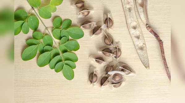 How Moringa seeds support hair growth