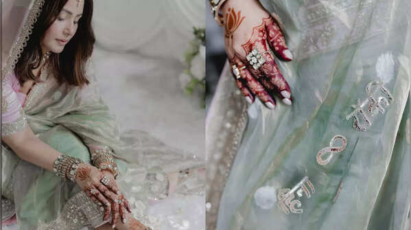 Hina’s Saree—A Personal Love Story