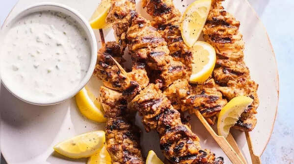 Grilled chicken skewers with yogurt marinade