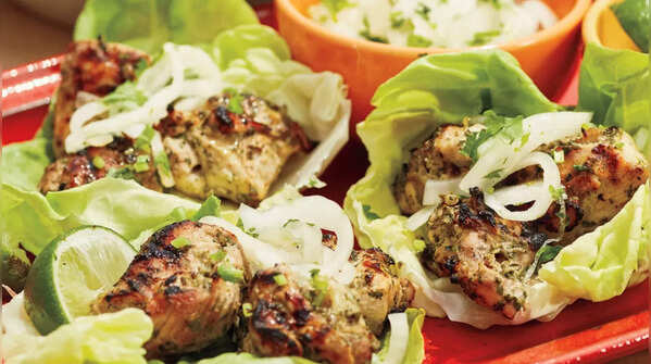 Tandoori chicken lettuce wraps