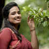 Article image for: <i class="tbold">mersheena neenu</i>