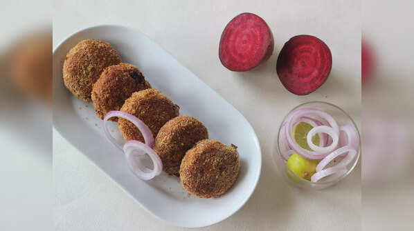 Beetroot and Sprouts Cutlet