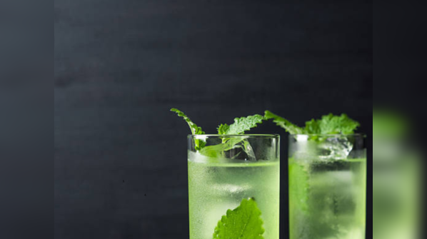 Mint-coriander cooler