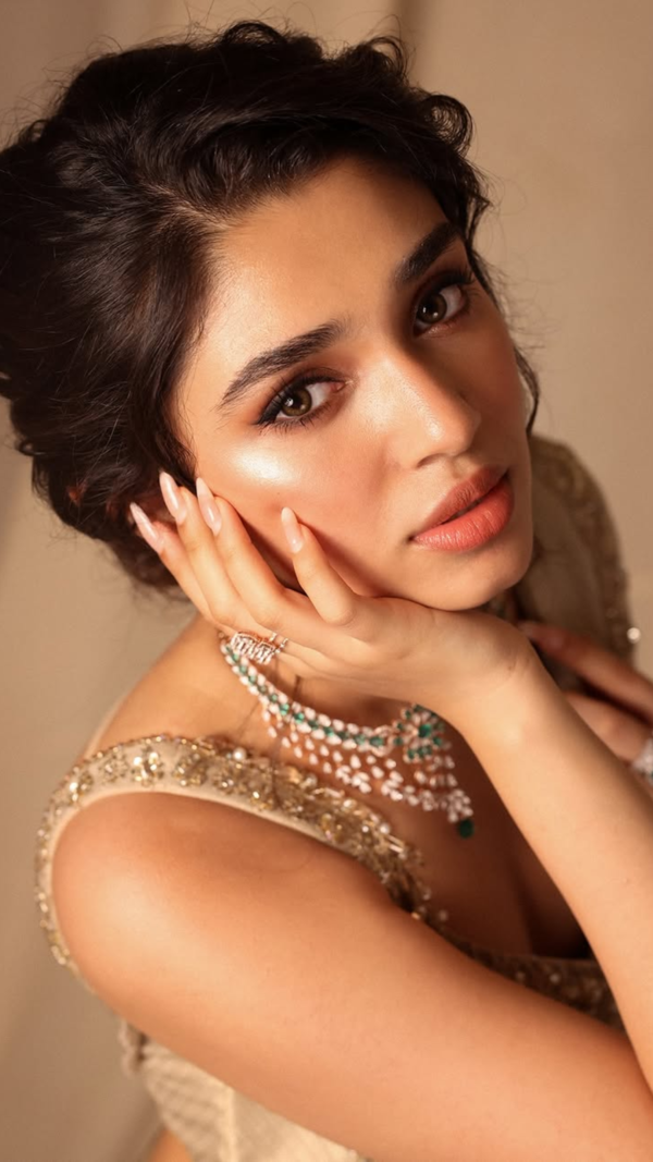 Krithi Shetty Pictures
