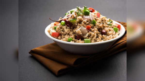 Masala oats upma