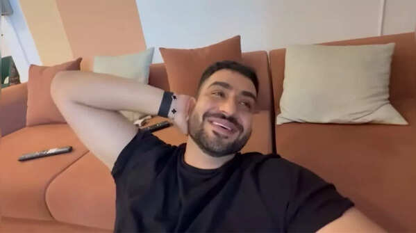 Praising Jasmin’s new show