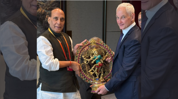 Rajnath's gift to Russian counterpart