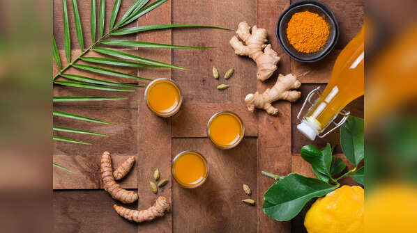 Detoxifies the body