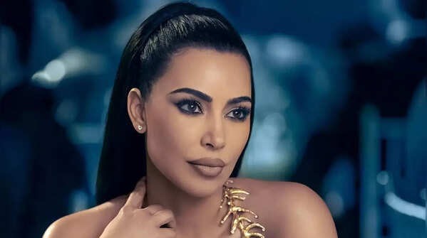 6. Kim Kardashian—held at gunpoint in Paris hotel
