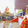 Mahaprabhu boarded the chariots