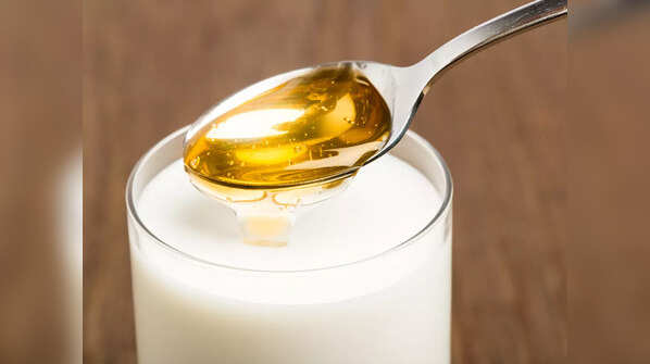 What happens when you add honey to milk