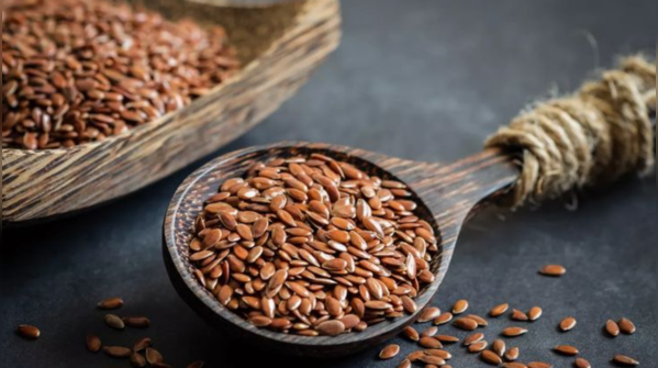 Flaxseeds and water