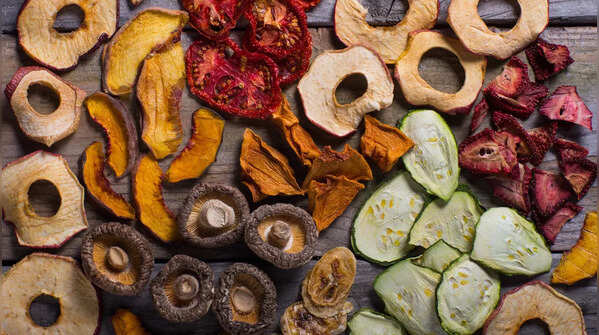 Dehydrate leafy greens