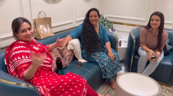 Dipika and the ladies planning for a trip