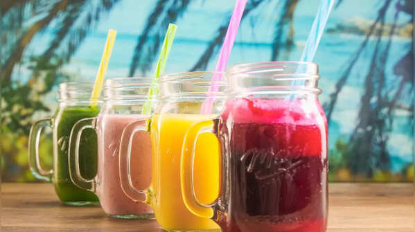 Dr. Saurabh Sethi ranks top 9 common drinks for liver health