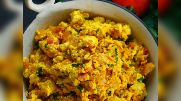 Paneer bhurji with veggies