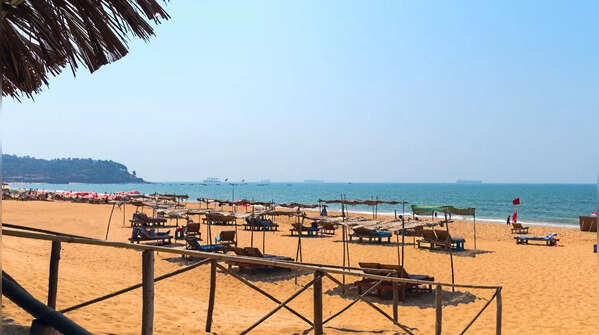 Candolim Beach (North Goa)