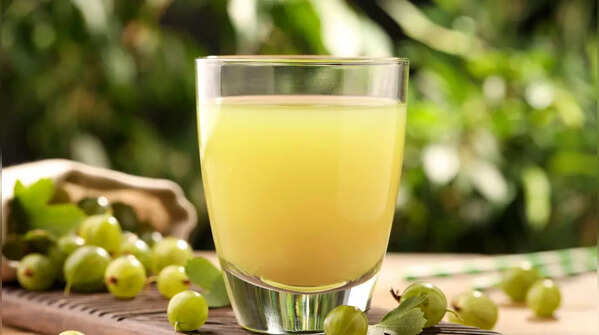 Amla juice to reduce high cholesterol