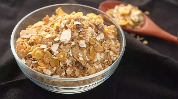 Breakfast cereals and drinks