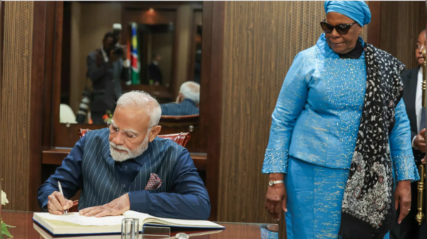 Prime Minister Modi signed the visitors' book