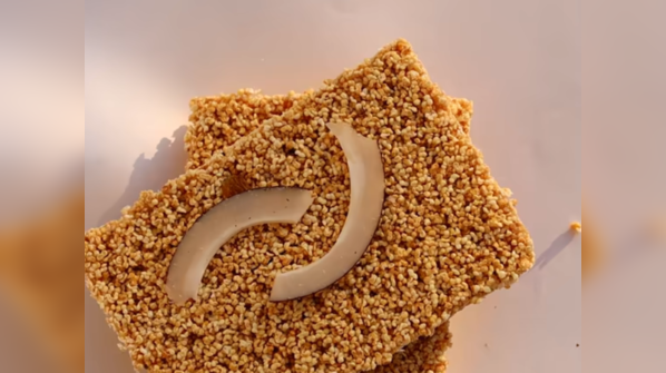 Amaranth and coconut bar