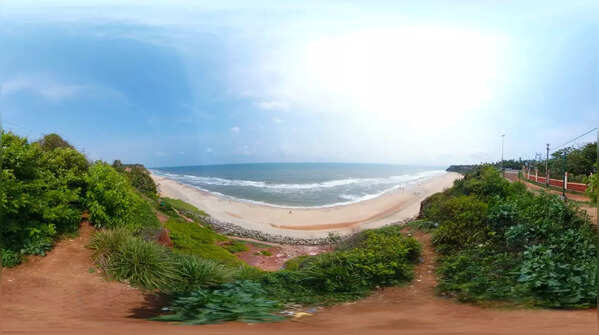 Varkala (Papanasam) Beach