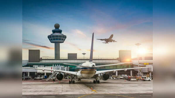 World’s top 10 busiest airports by international passenger traffic in 2024–25