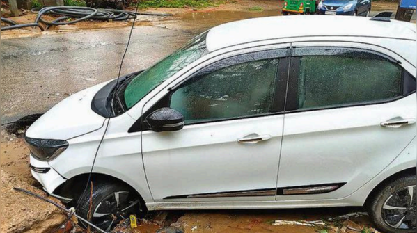 Vehicles broke down and commuters stranded