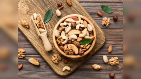Roast nuts and makhana